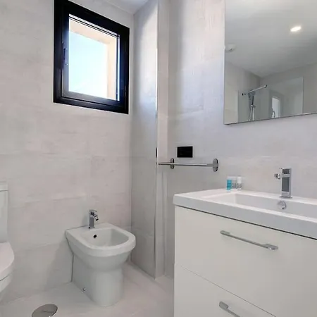 Apartment New 2 Bed Penthouse @ Hills With Sea View *
