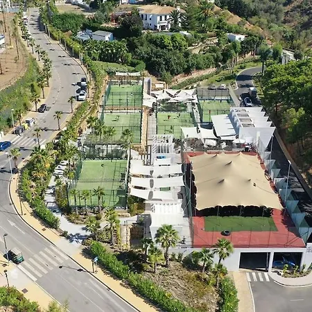 New 2 Bed Penthouse @ Hills With Sea View Apartment *